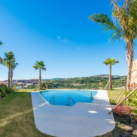 Luxury 2br In Camarate Hills - Pool And Garden * Estepona
