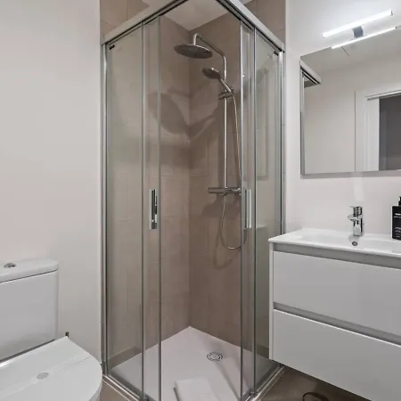 Luxury 2br In Camarate Hills - Pool And Garden *